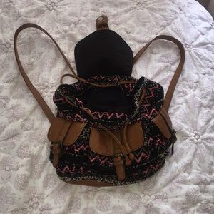 2/35!!! American Eagle Backpack